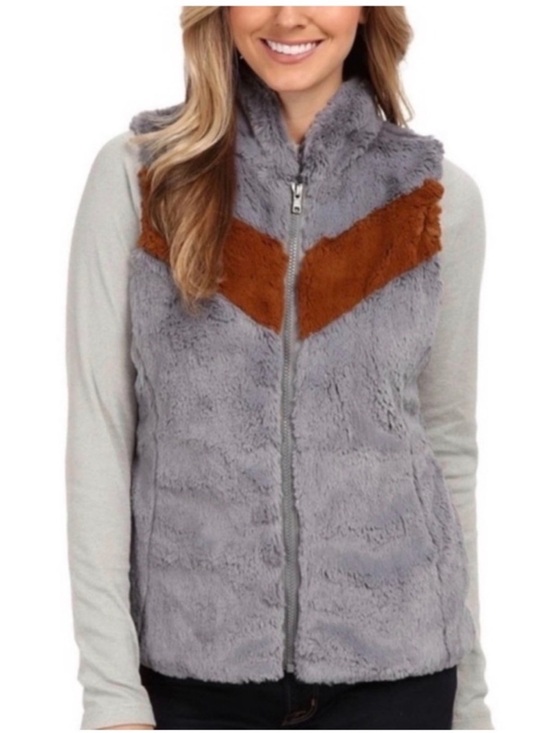 Patagonia Jackets & Blazers - Patagonia Pelage Vest with Brown Chevron Accent women’s large